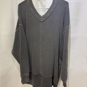 V-Neck oversized Sweater